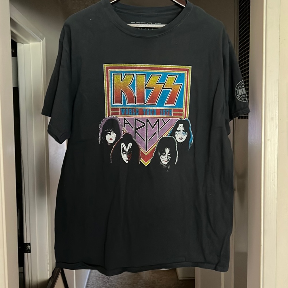 KISS kollection, collectible tee. Size XL.